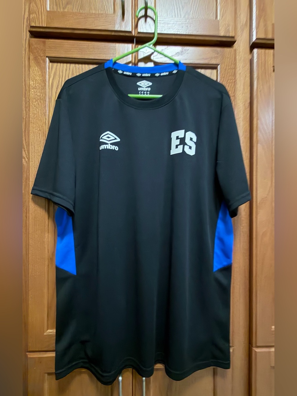 El Salvador Umbro Black and Blue shirt